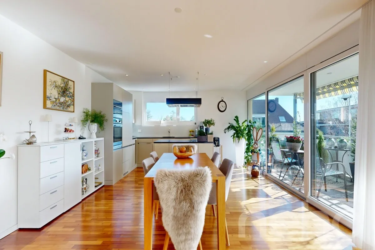 Wohnen mit Komfort: 4.5 Zimmer, grosszügig und modern