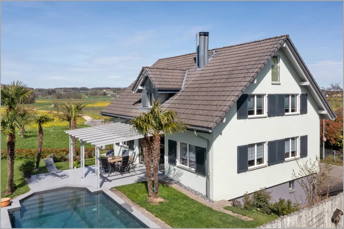 Exklusives Landhaus mit Pool und Wellnessbereich