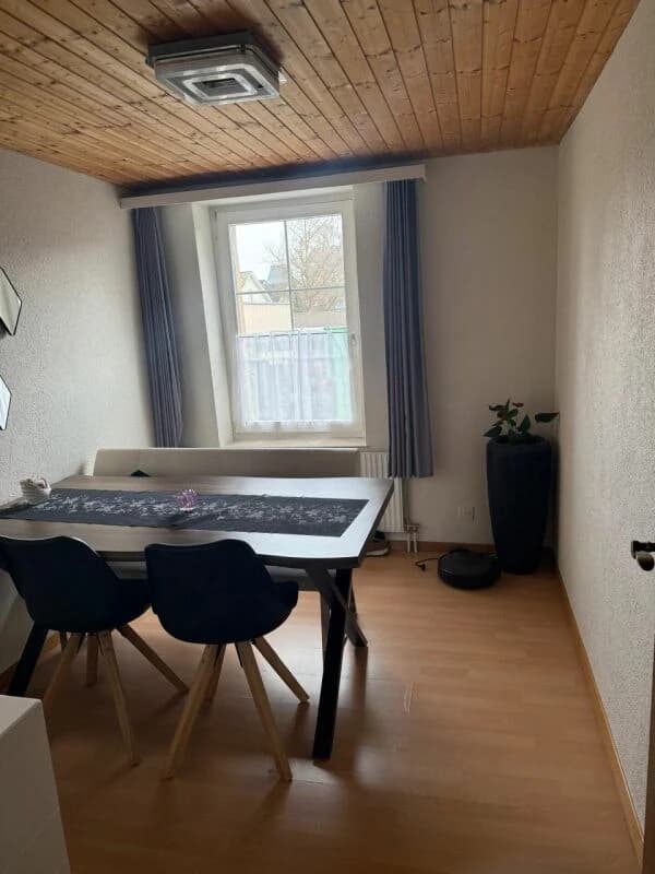 Schmucke 3 Zi Wohnung