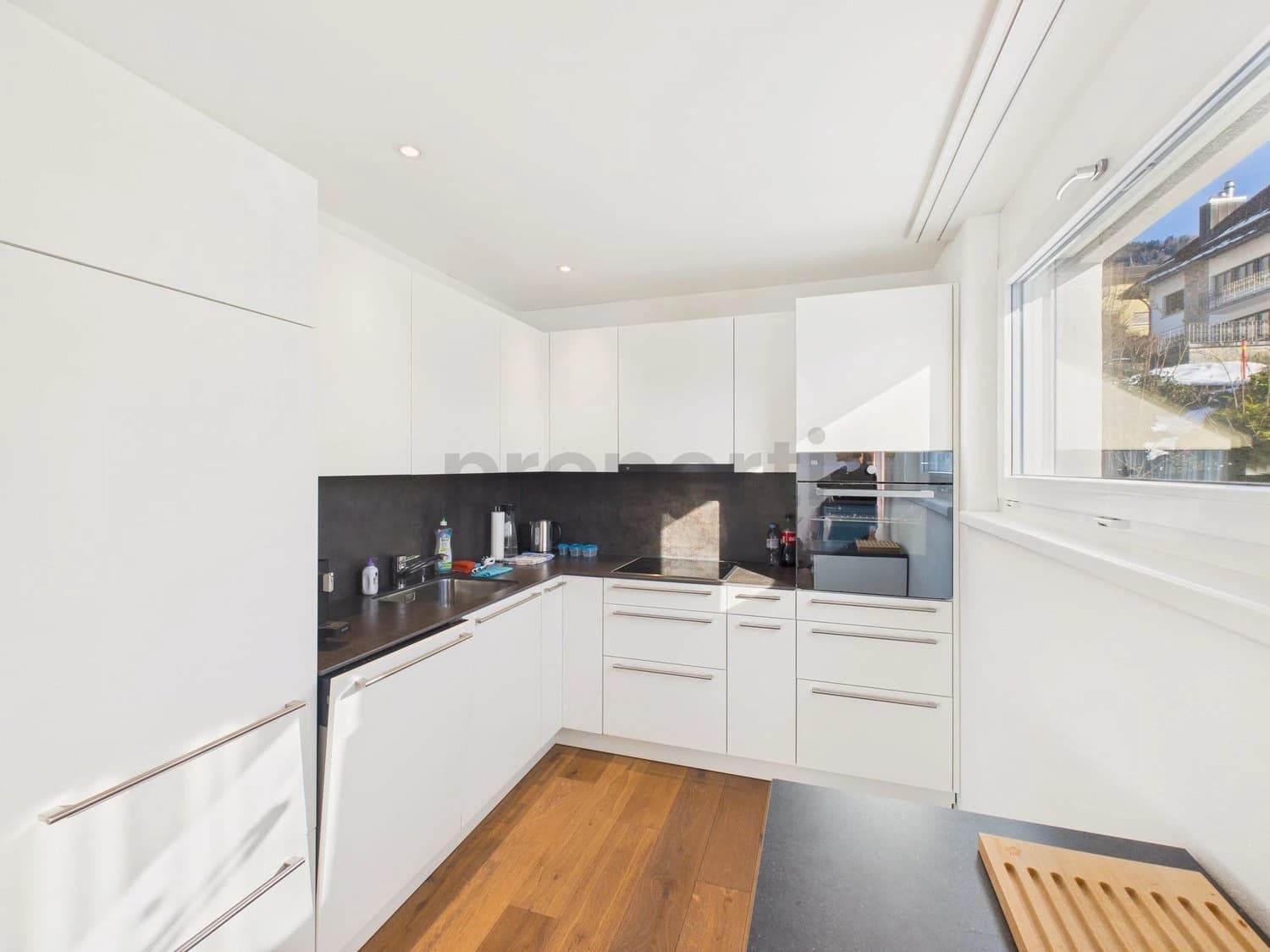 Moderne 4.5-Zimmer-Wohnung mit Balkon, Kaltbrunn