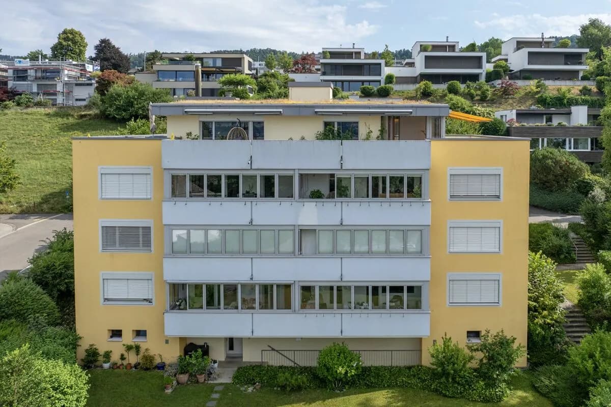 Hübsche 4.5-Zimmer-Wohnung mit toller Seesicht