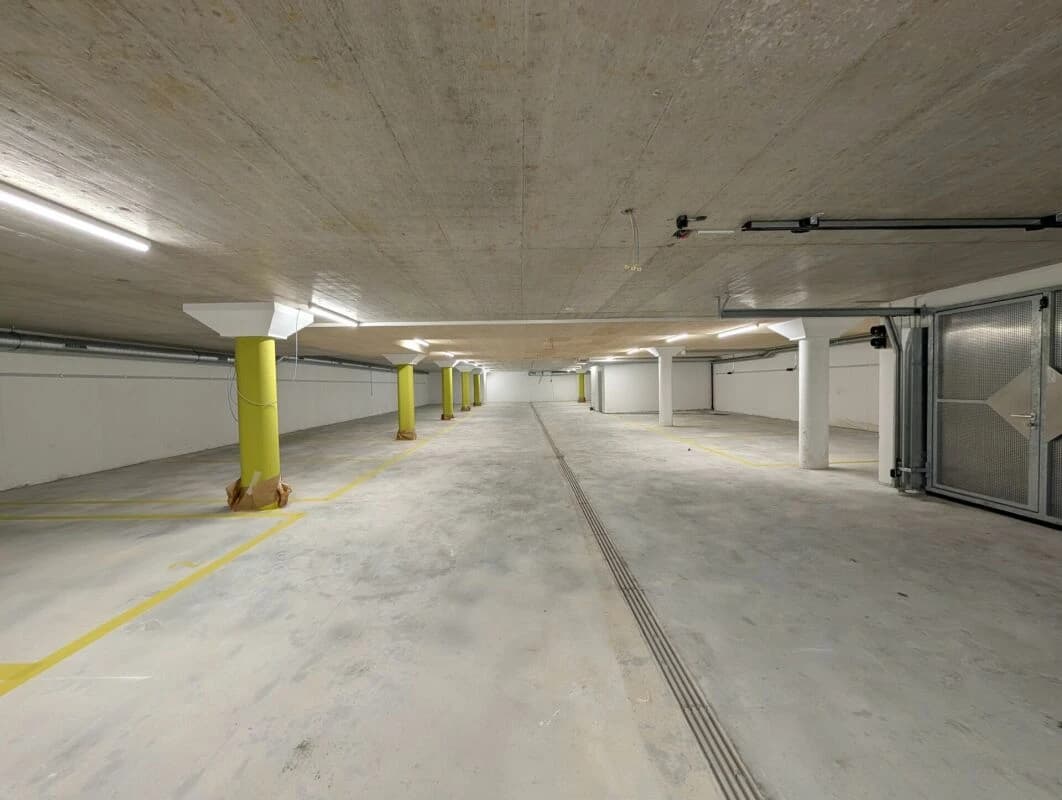 4.5-Zimmer-Wohnung im OG mit zwei Balkonen