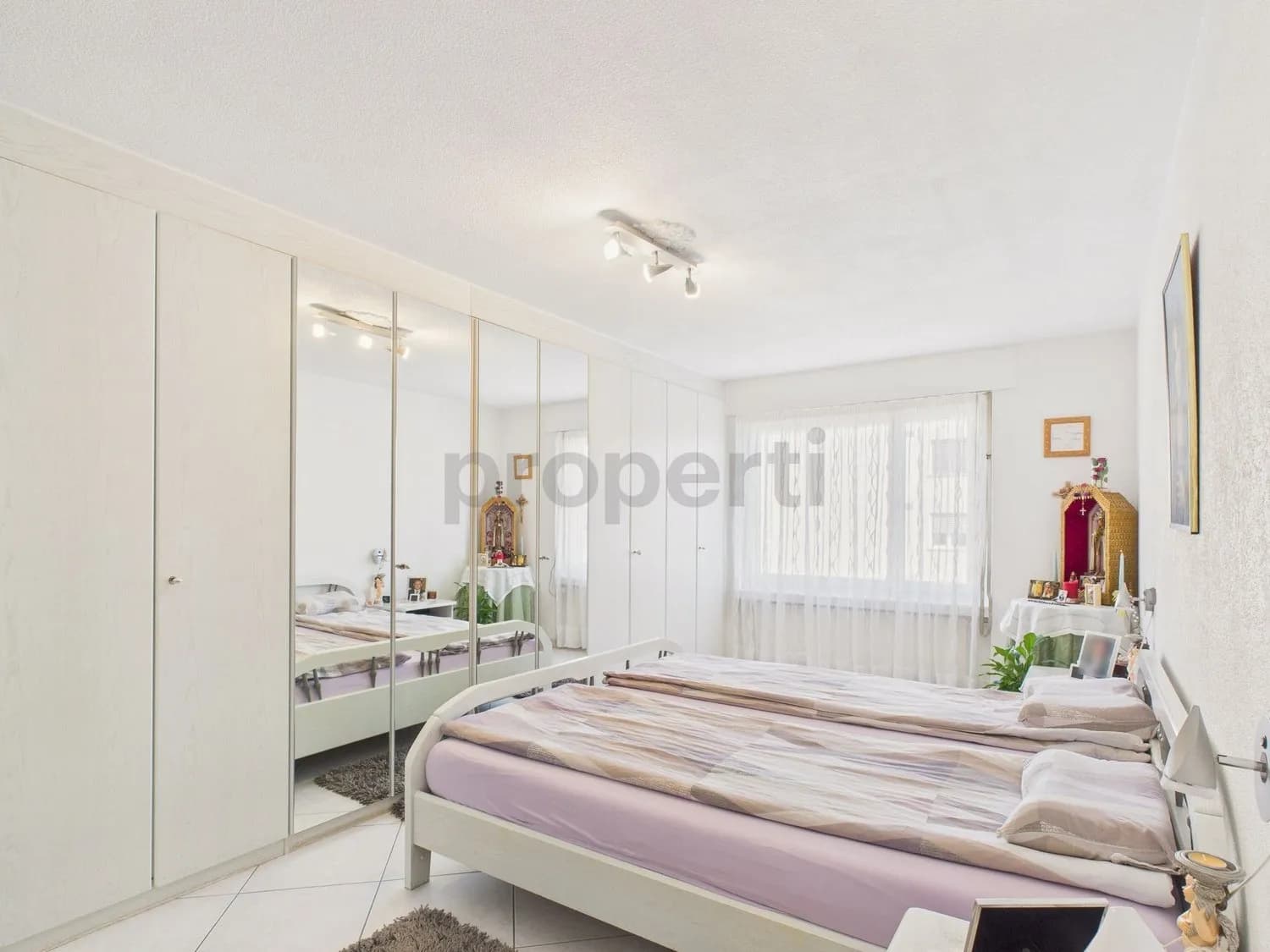 Sonnige 4.5-Zimmer-Wohnung an zentraler Lage in Schwyz mit Mythenblick