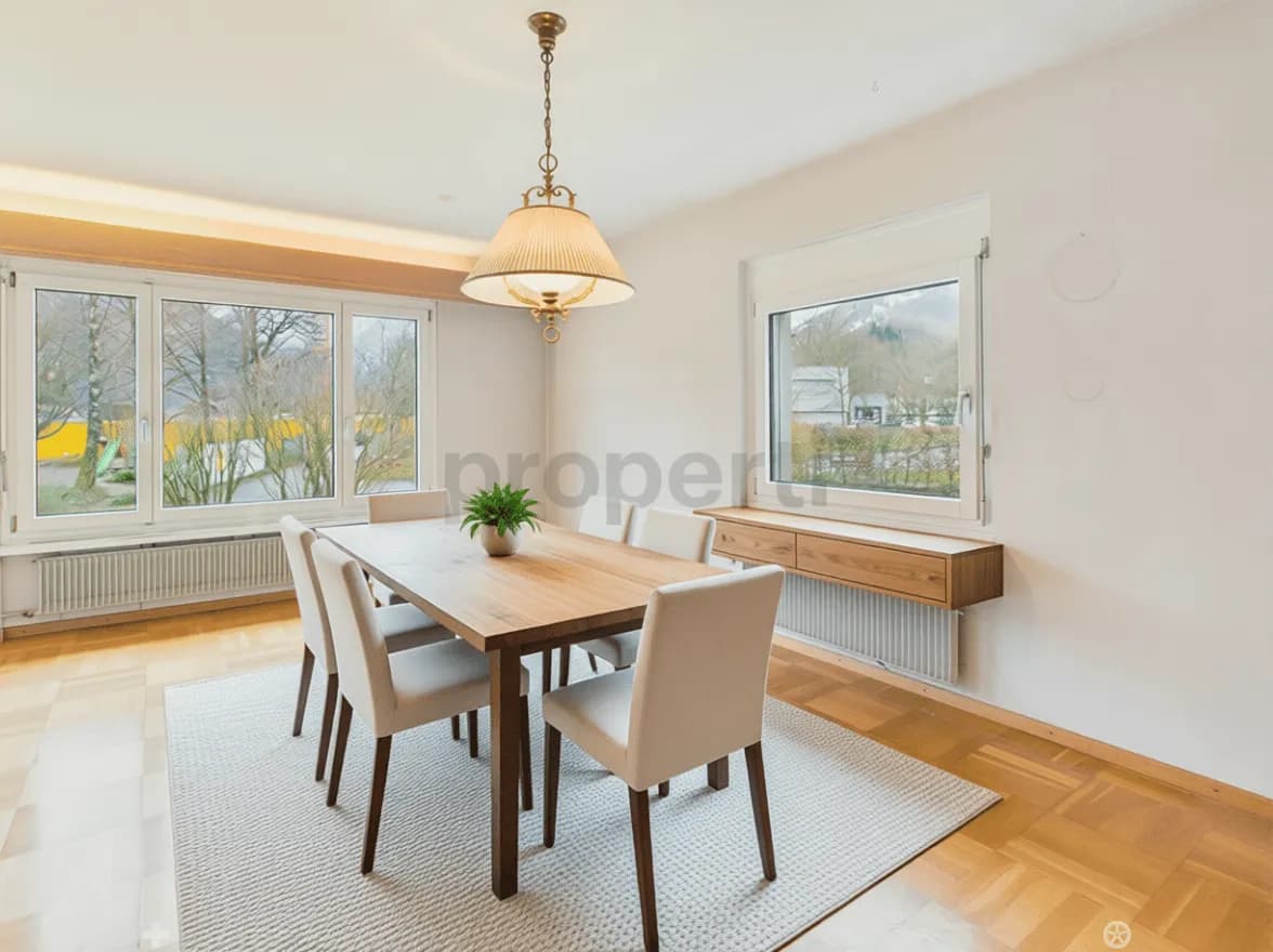 5.5-Zimmer-Einfamilienhaus mit praktischem Parkplatz, Interlaken