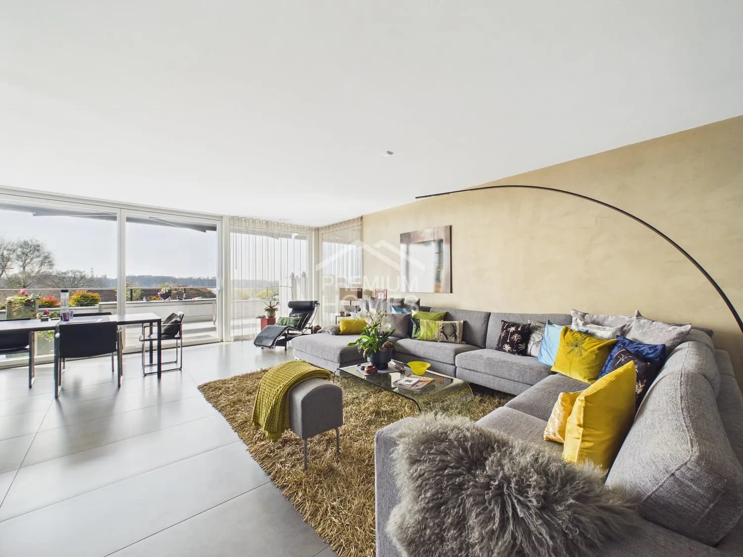 Exklusives Terrassenhaus mit beeindruckender Weitsicht