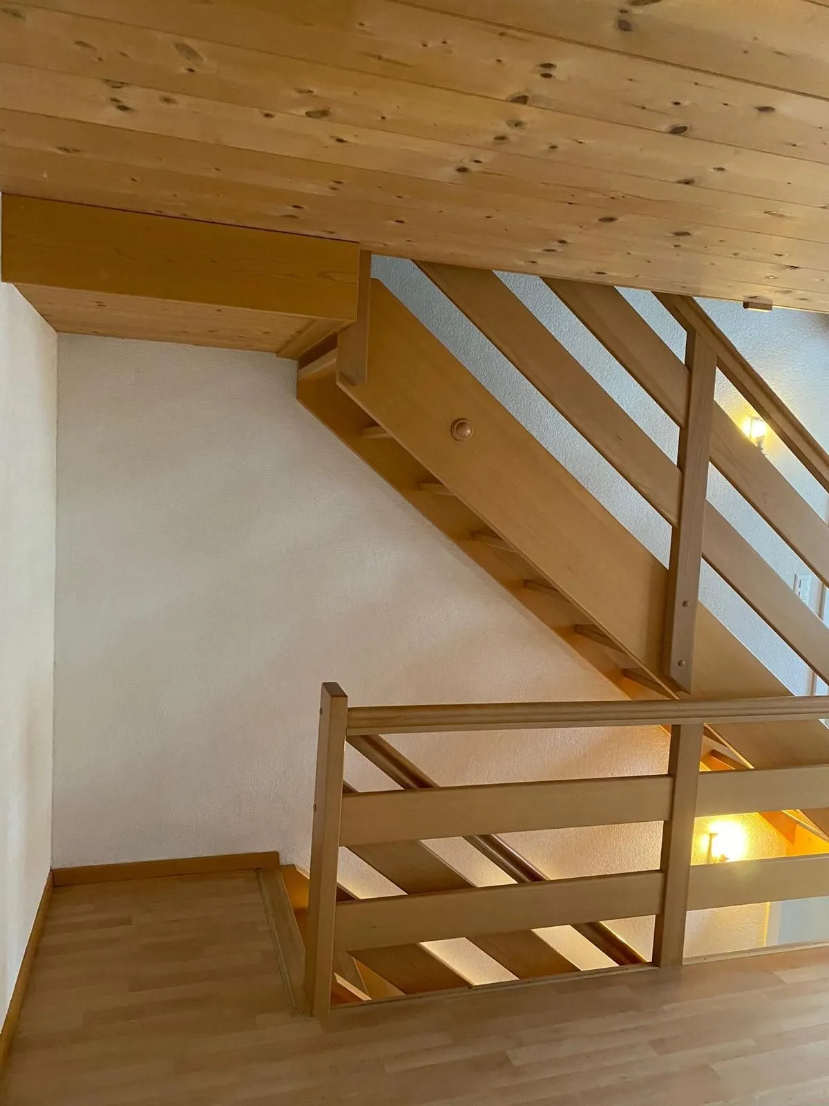 Gemütliche 6-Zimmer Einfamilienhaus an ruhiger Lage in Glarus