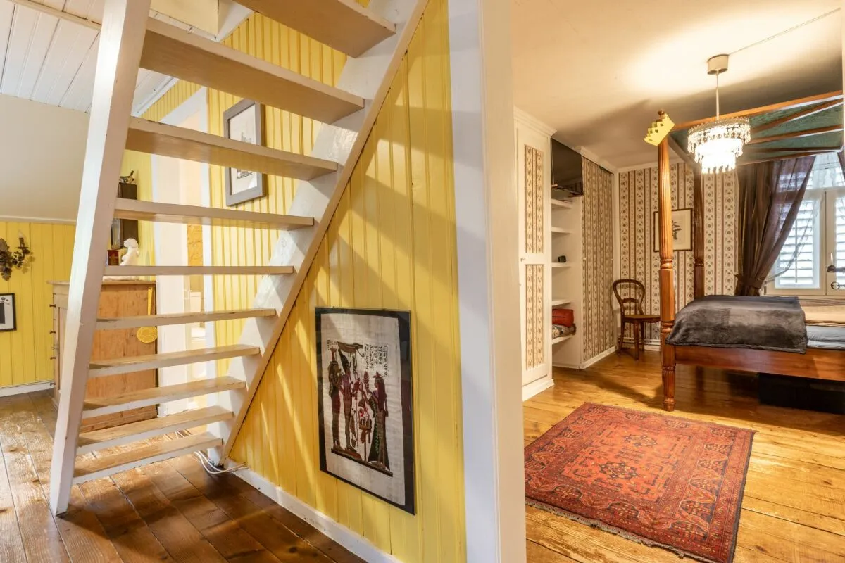 Historisches Juwel: 7-Zimmer-Einfamilienhaus mit vielseitigem Raumangebot