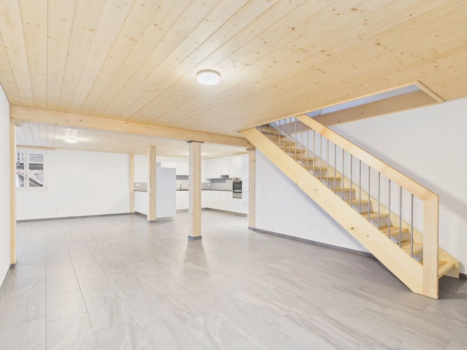 Neue 6-Zimmer Wohnung in Thurnen