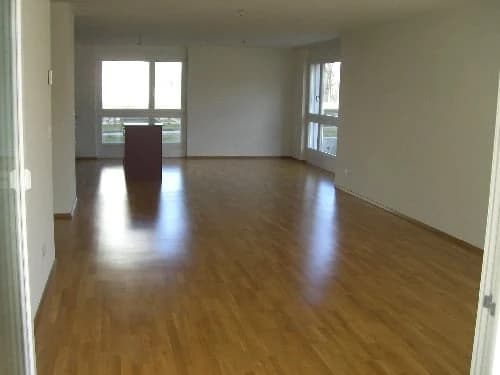 Moderne 3.5 Zimmer-Wohnung in Bülach