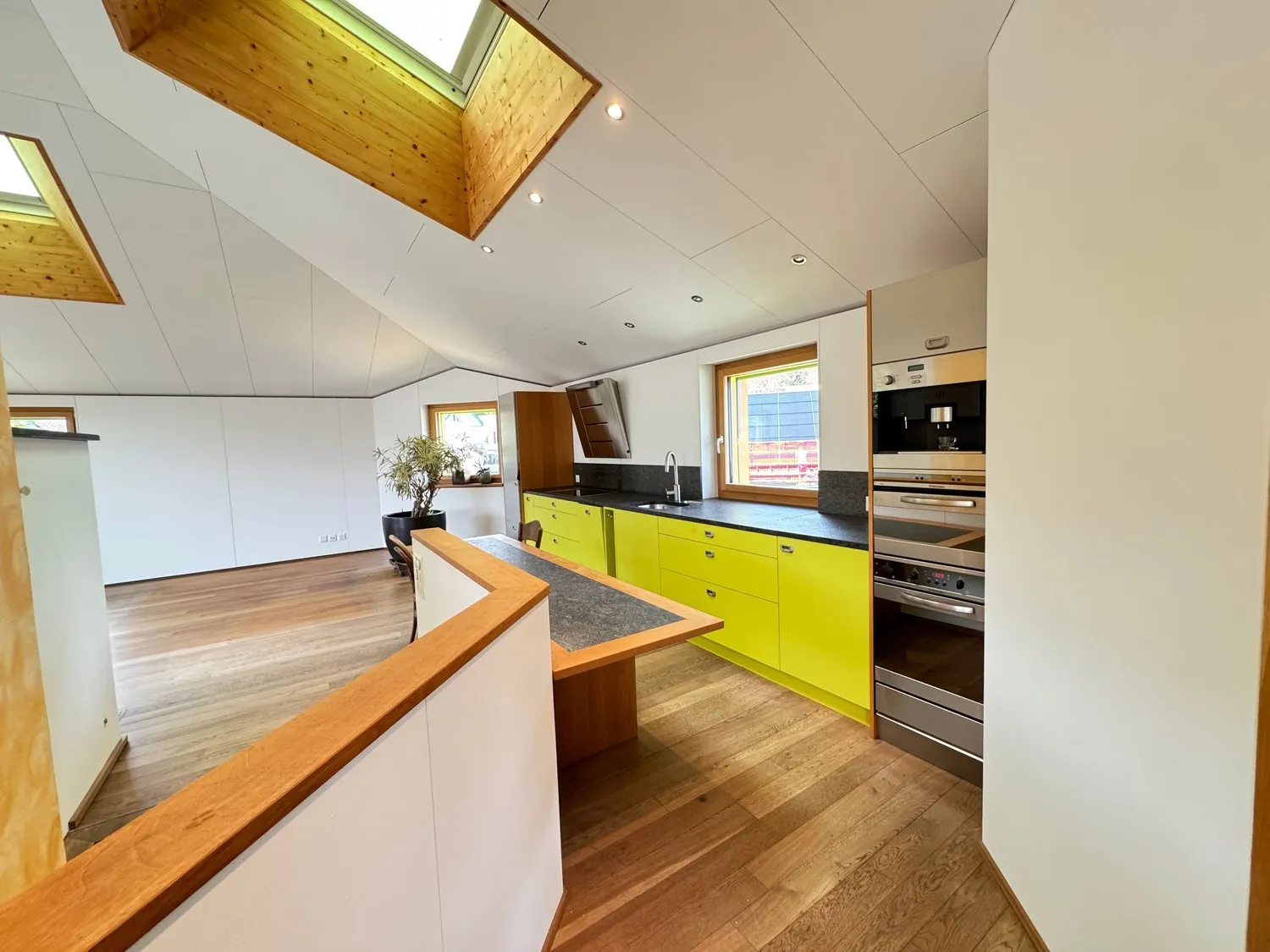 5.5-Zimmer-Maisonettewohnung mit Terrasse und Aussicht in Mosnang