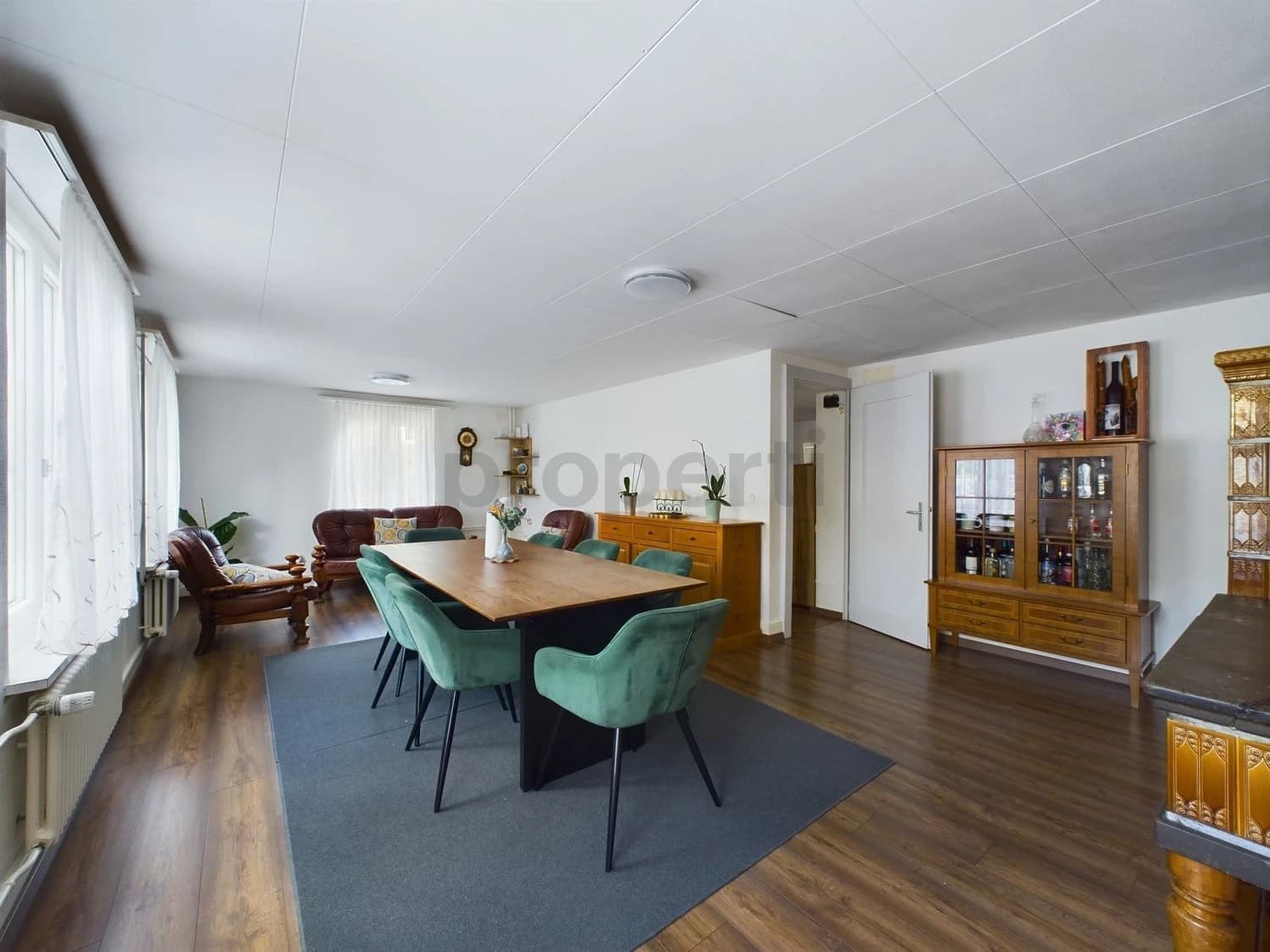 Grosszügiges 6.5-Zimmer Reihenhaus in Remigen