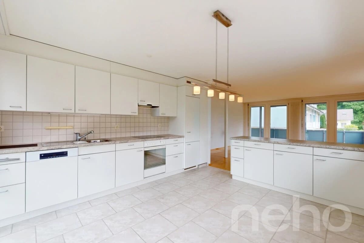 4.5-Zimmer Wohnung mit hellem Wohnambiente und 25 m2 grossem Balkon