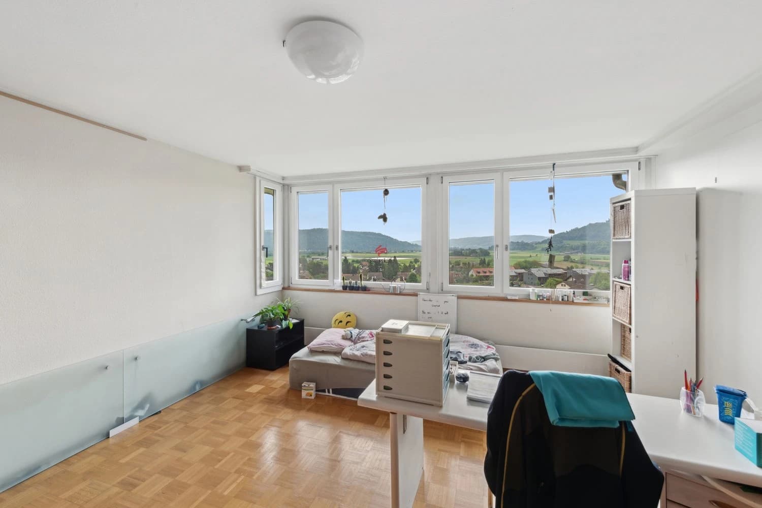 Wohnen, wo andere träumen - Ihr Rückzugsort in den Villiger Rebbergen