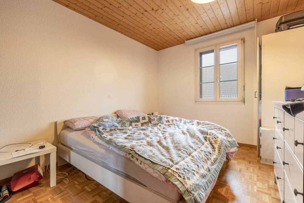 Potenzialreiches Bauernhaus mit drei Wohneinheiten und Scheune