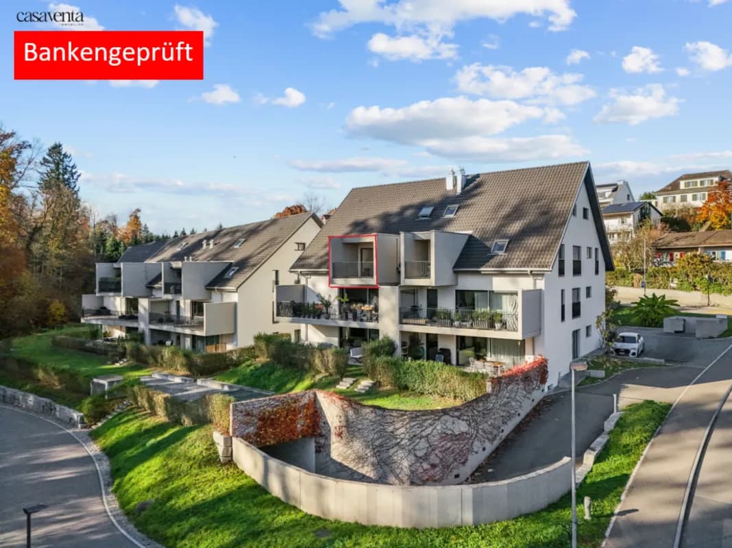 Moderne Dachmaisonette mit Einfamilienhaus-Charakter - bankengeprüft