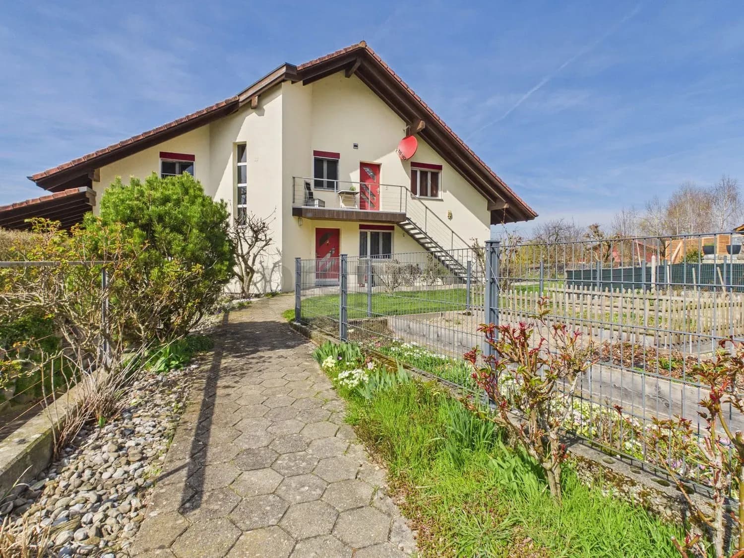 3.5-Zimmer-Wohnung mit grosser Terrasse und schöner Aussicht