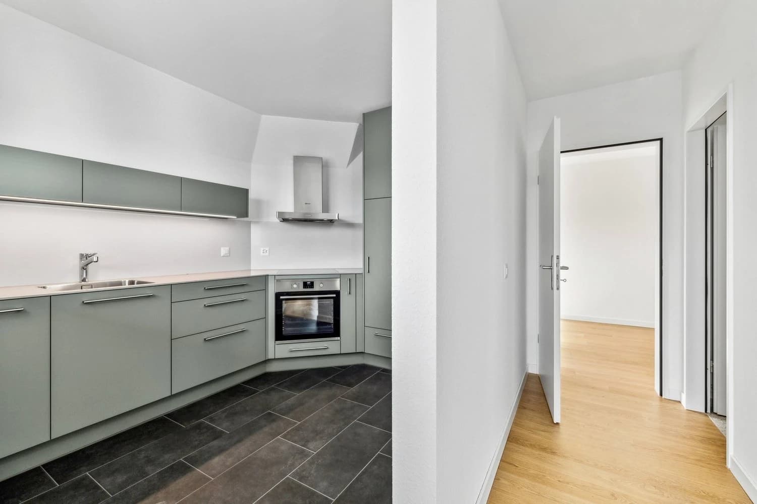 Frisch sanierte Wohnung sucht dich!