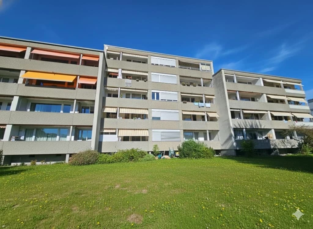 Frisch sanierte 3.5-Zimmer-Wohnung mit Balkon in Ostermundigen
