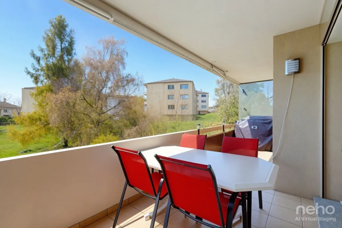 Appartement de 160 m², 5,5 pièces avec garage et vue dégagée au calme