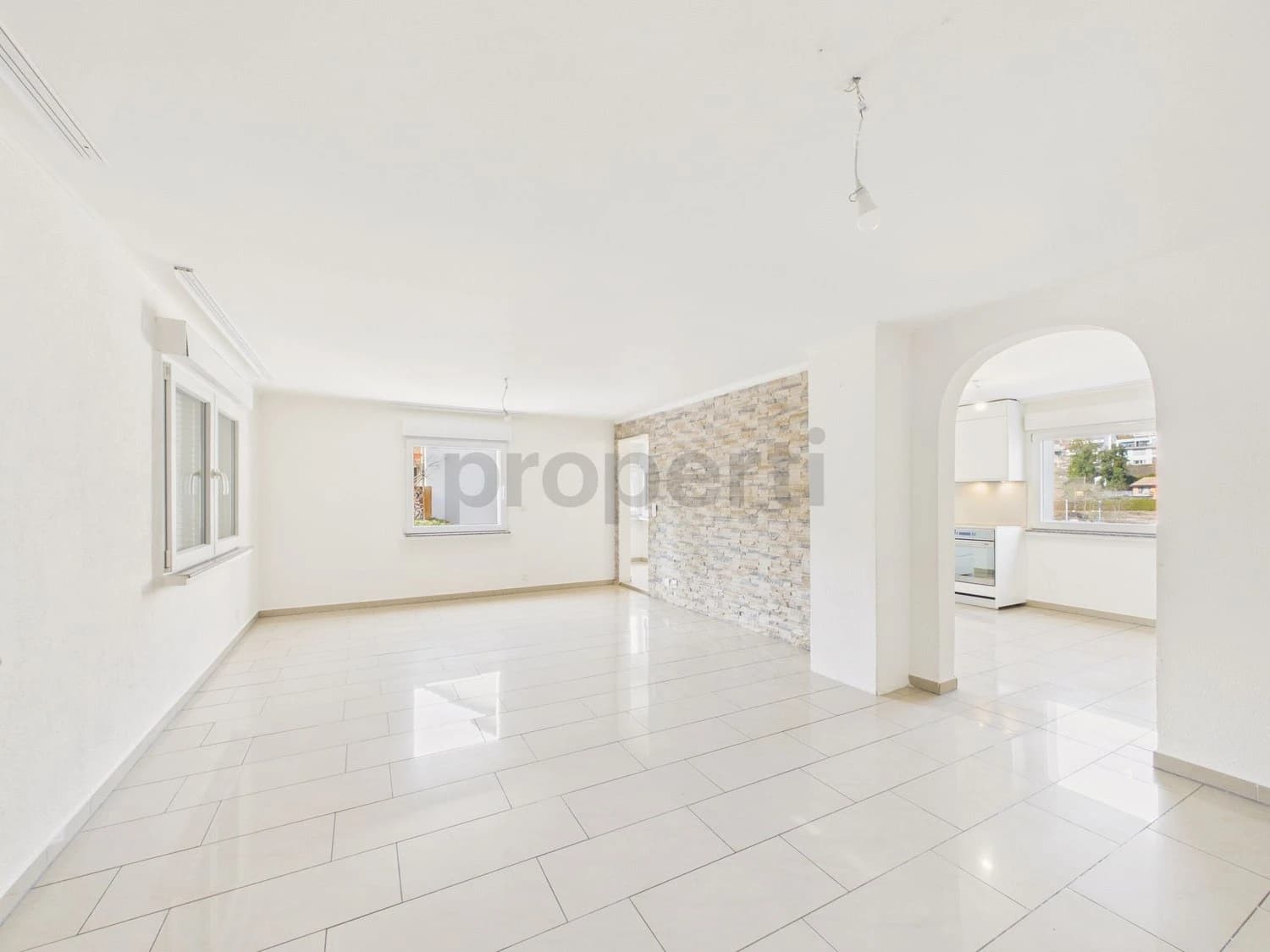 Neu renoviertes 5-Zimmer-Einfamilienhaus mit praktischem Keller, Elsau