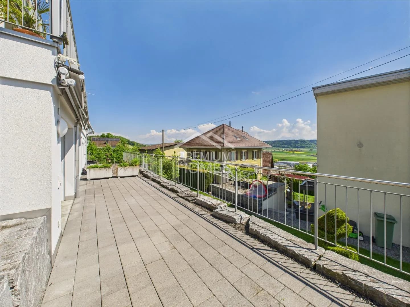 Einziehen & Geniessen - Exklusiv wohnen auf einer Etage!