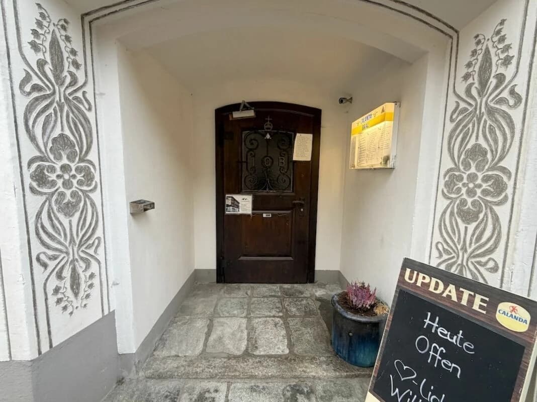 Schönes Gasthaus mit Wohnung und Gäste Wellness Zimmer zu verkaufen