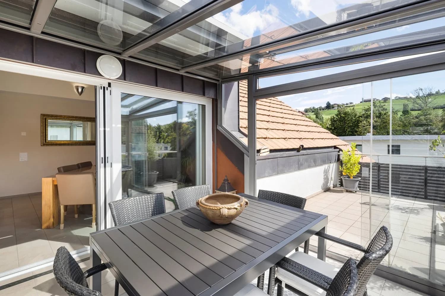 Moderne Wohnoase mit Weitsicht und sonniger Terrasse