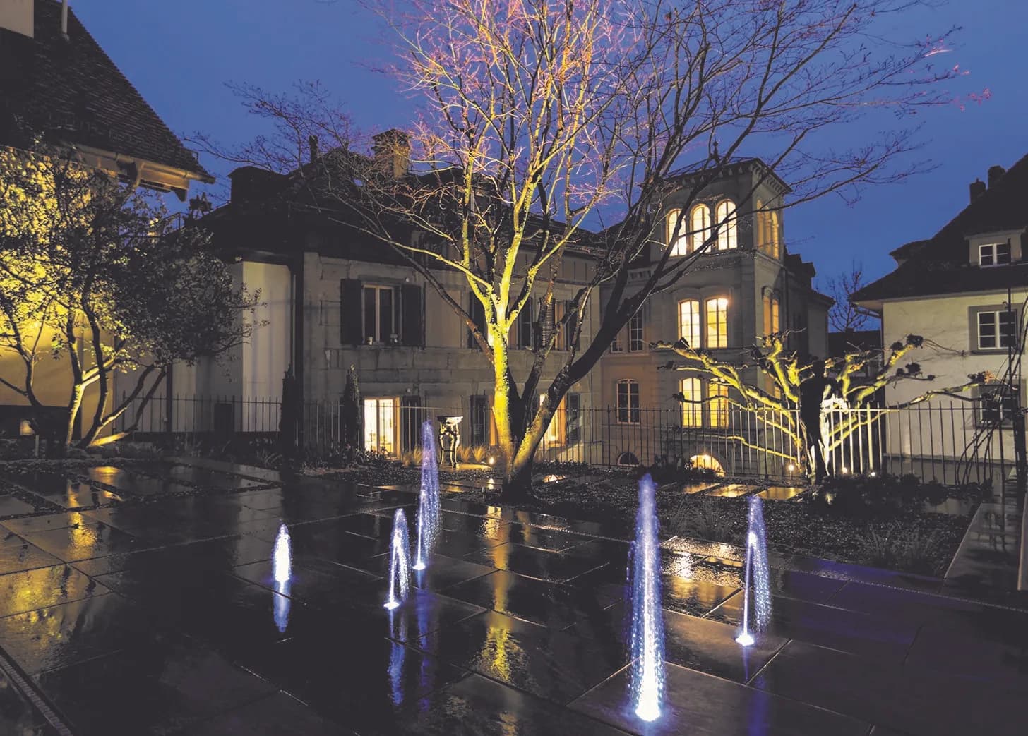 Ä ehrwürdigi Autstadt-Liegeschaft mit huufe Potenzial und ere ärdeschöne Gartealag