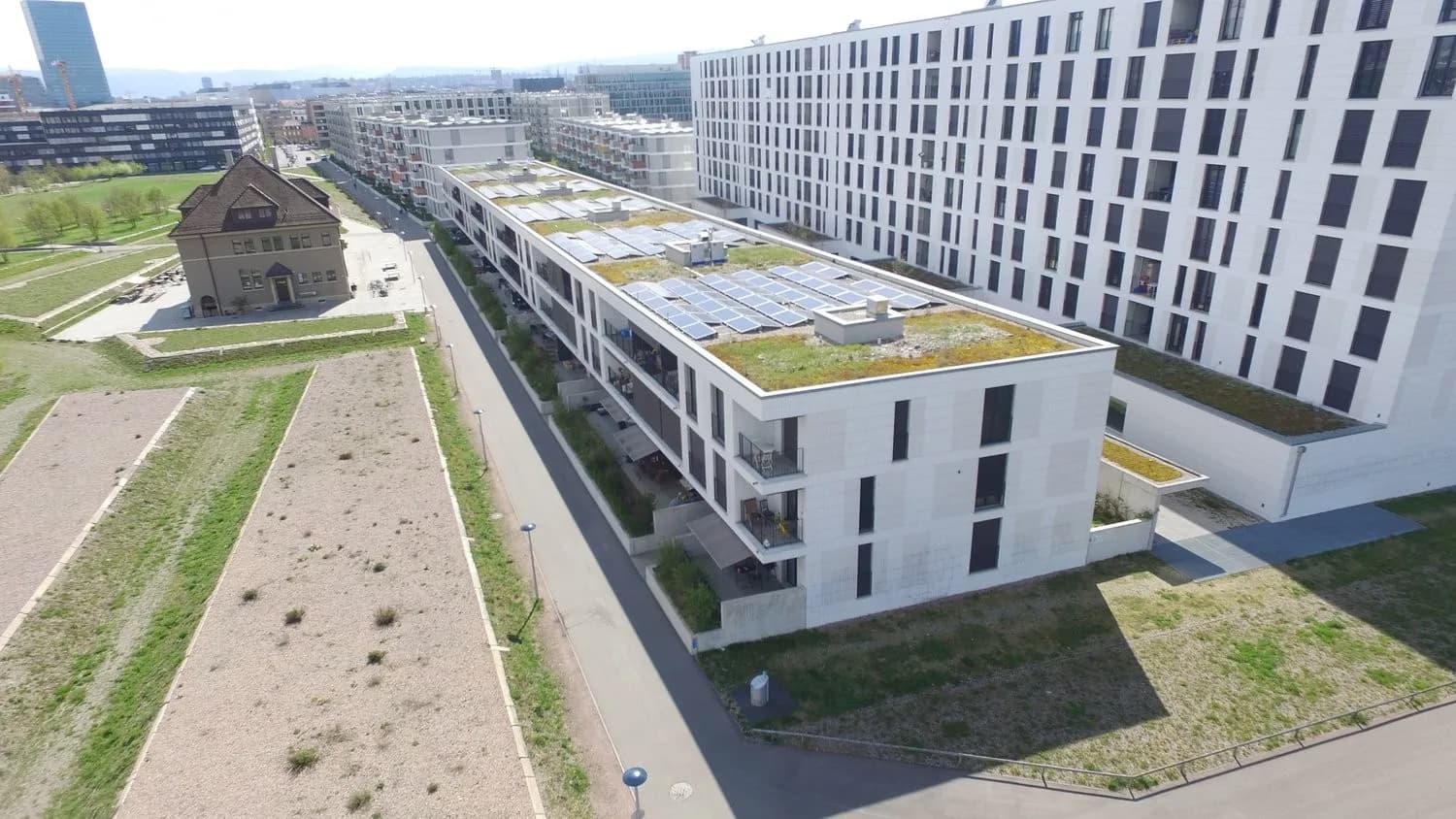 3.5-Zimmer, 70 m², CHF 1'730.--