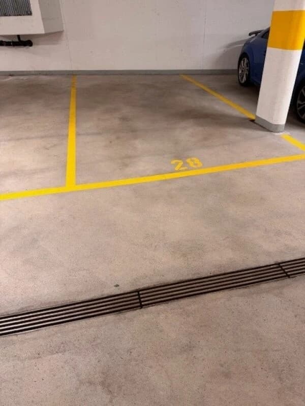 Moderne Dachmaisonette mit Einfamilienhaus-Charakter - bankengeprüft