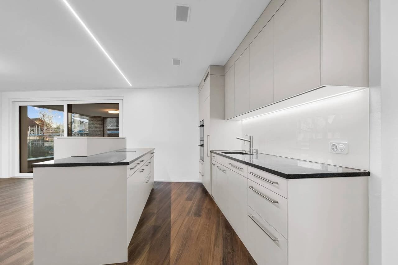 Exklusives Wohnen mit traumhaftem Blick auf den Zürichsee!