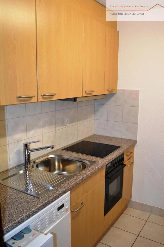 Wunderbare 2 1/2-Zimmerwohnung mit Einstellhallenplatz