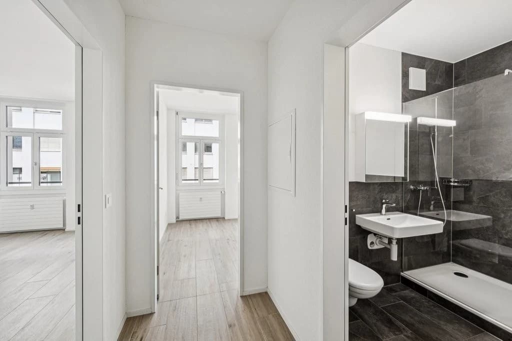 Stilvolle 3-Zimmerwohnung im 2. OG an zentraler Lage in Basel