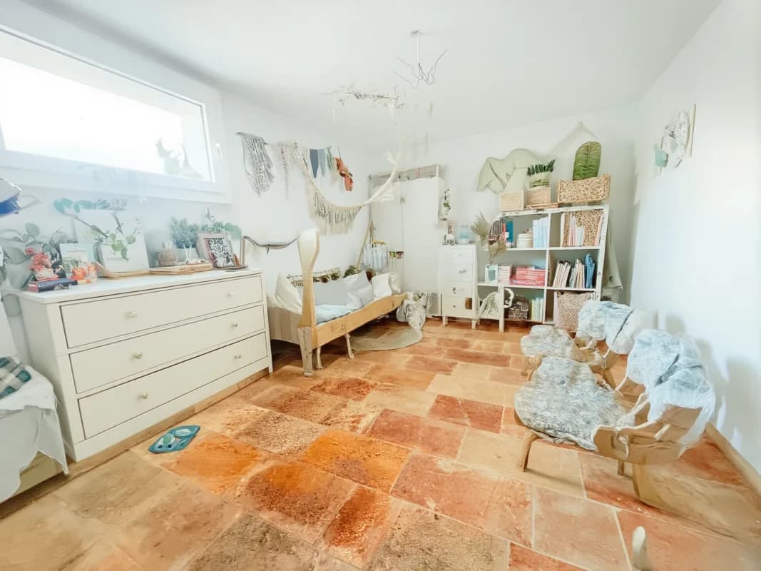 MEIN ZUHAUSE MIT POOL - FREISTEHENDES HAUS