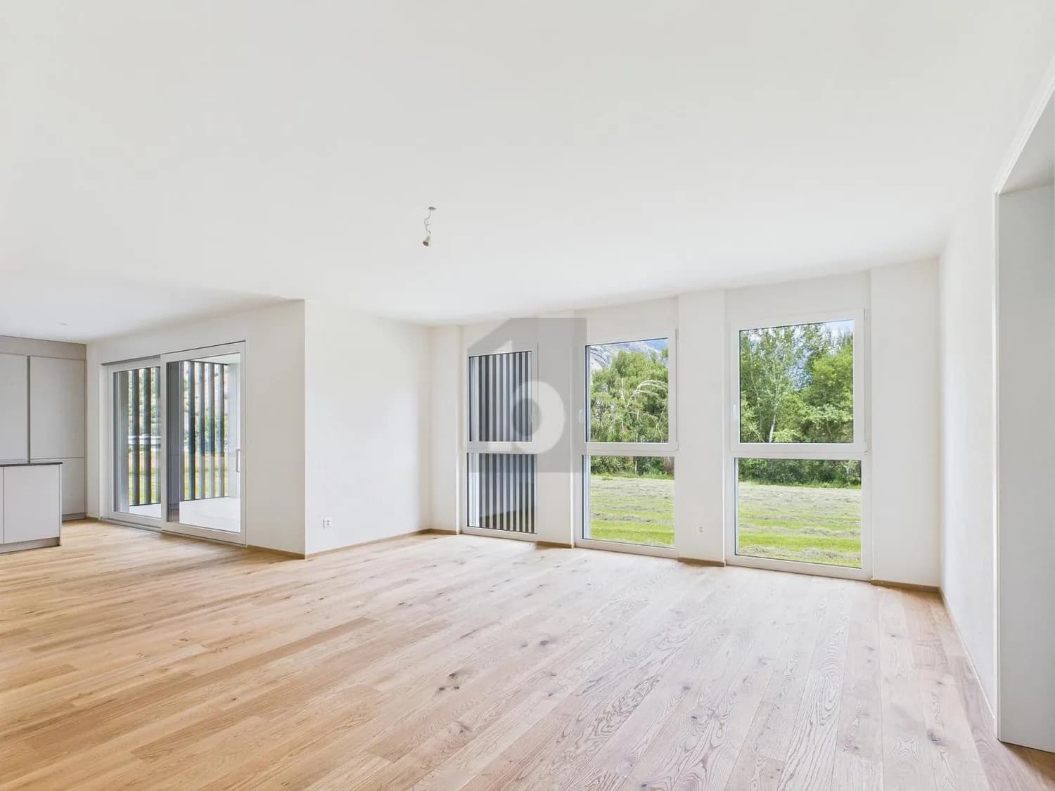 MODERN UND SONNENVERWÖHNT