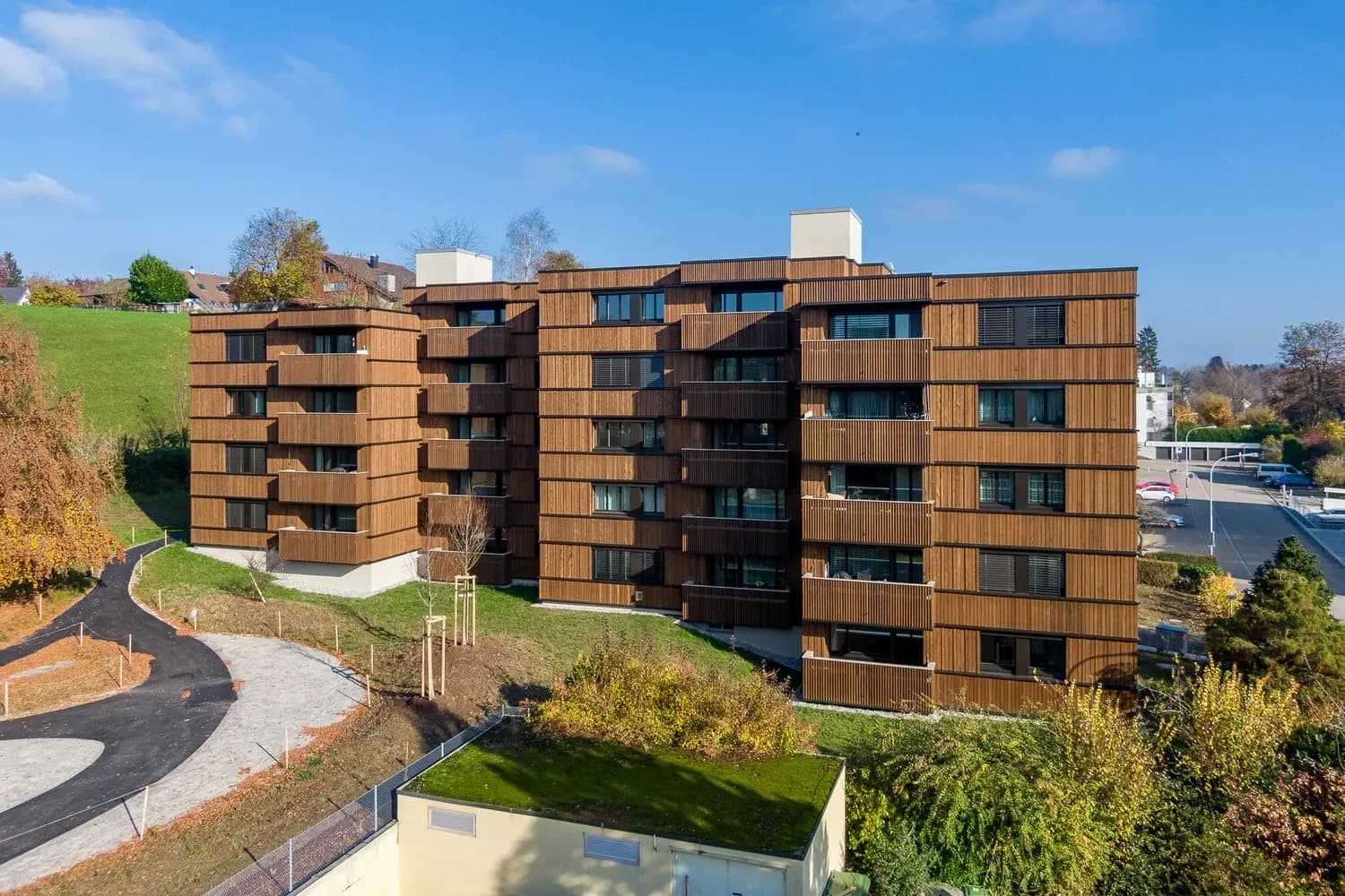 Familienleben neu definiert: Wohnen, Spielen, Erholen am Lützelsee