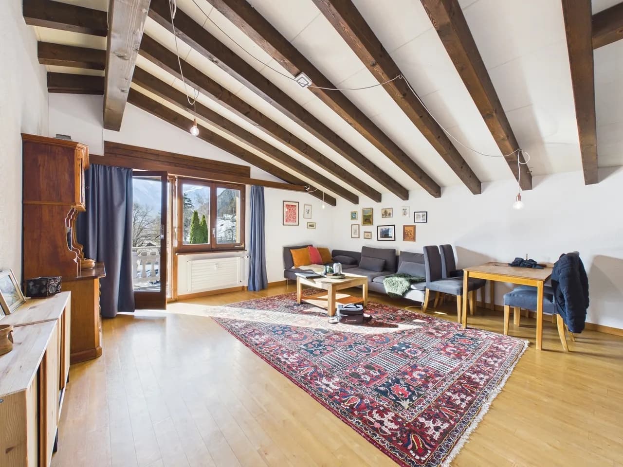 Charmante Wohnung mit grosszügigem Balkon - Ihr Rückzugsort im Wallis