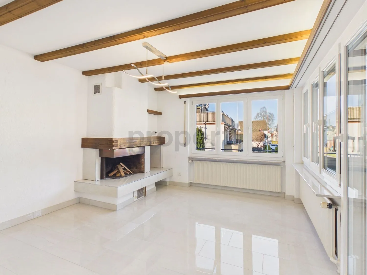 Modernes 5.5-Zimmer-Einfamilienhaus mit Balkon, Freienbach