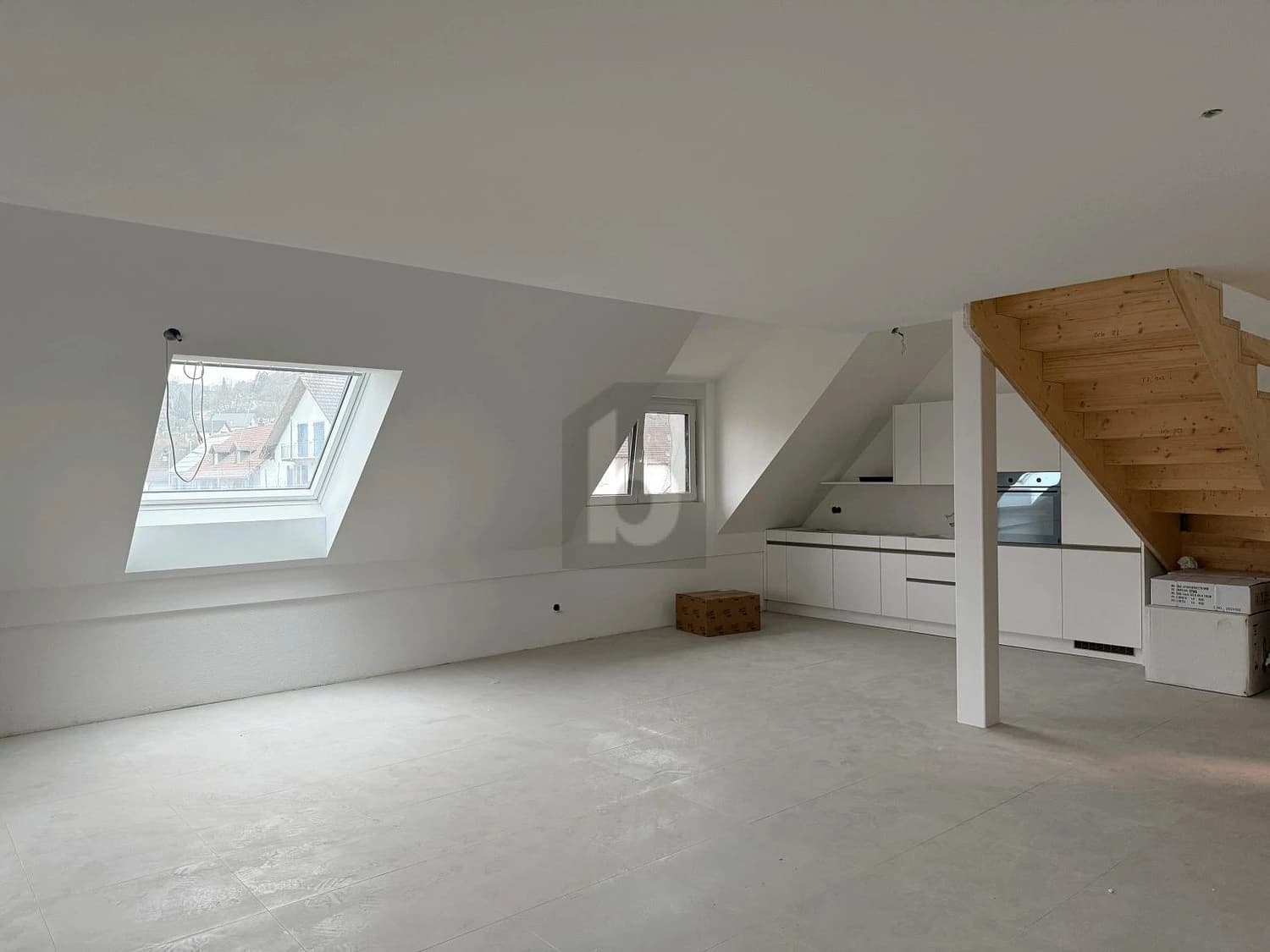 EXKLUSIV MIT GROSSER DACHTERRASSE