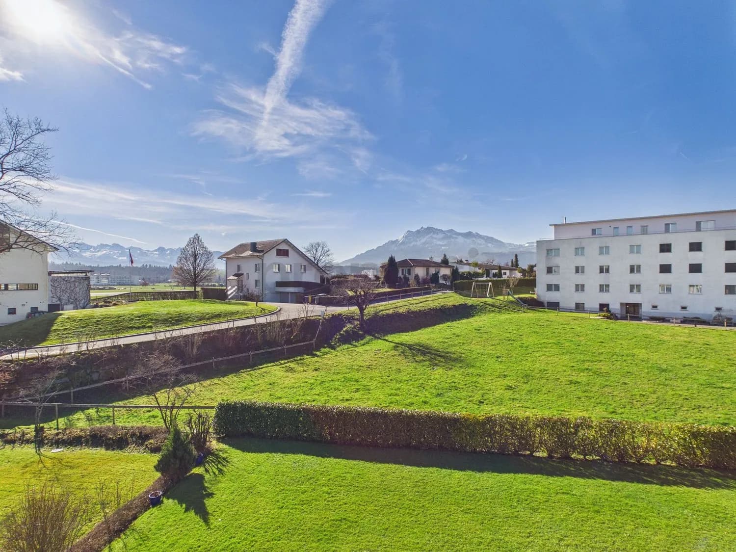 Helle 5.5-Zimmer-Maisonette-Eigentumswohnung mit Galerie in Emmen, Kanton Luzern