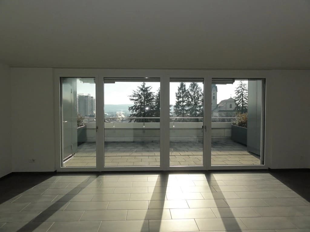 Nachmieter für attraktive Attikawohnung mit Terrasse gesucht!