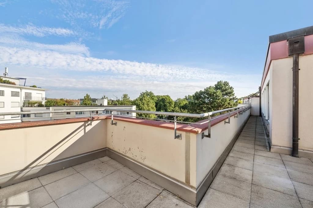 Suchen Sie eine zentrale Attikawohnung mit Dachterrasse?