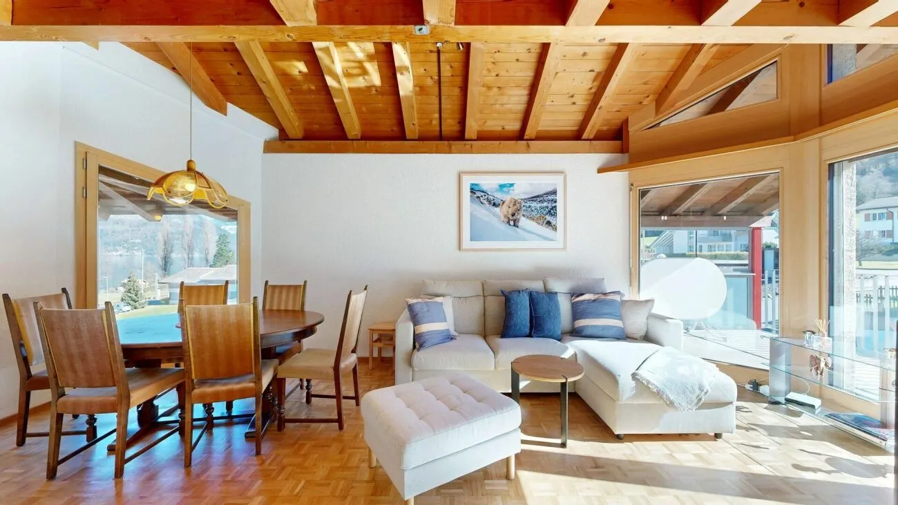 Gemütlicher Haupt- oder Ferienwohnsitz mit Galerie und Seesicht