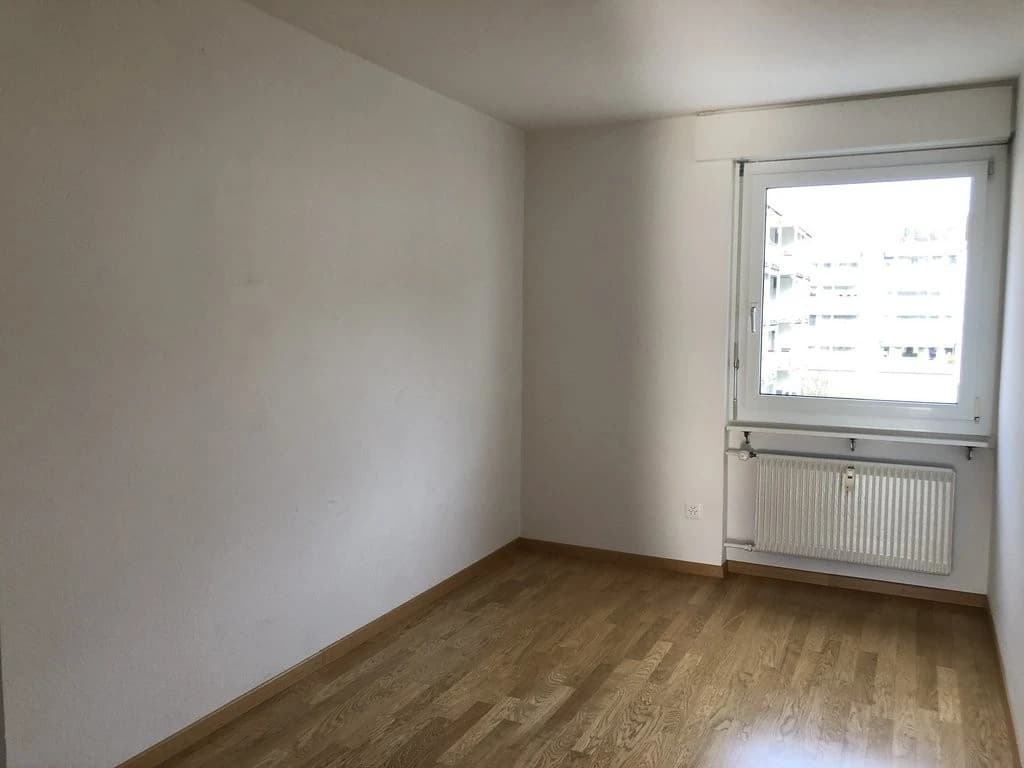 Moderne 3.5-Zimmerwohnung mit Balkon