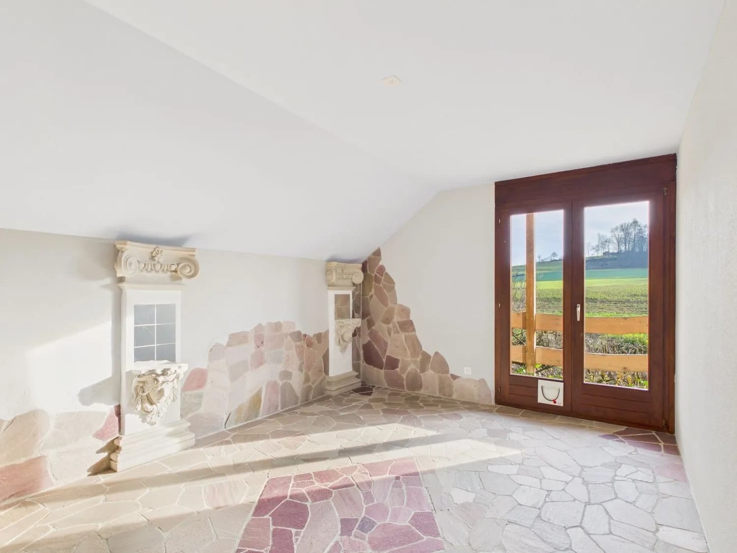 Geräumiges 4.5-Zimmer Mehrfamilienhaus mit herrlichem Ausblick ins Grüne in Münchenwiler