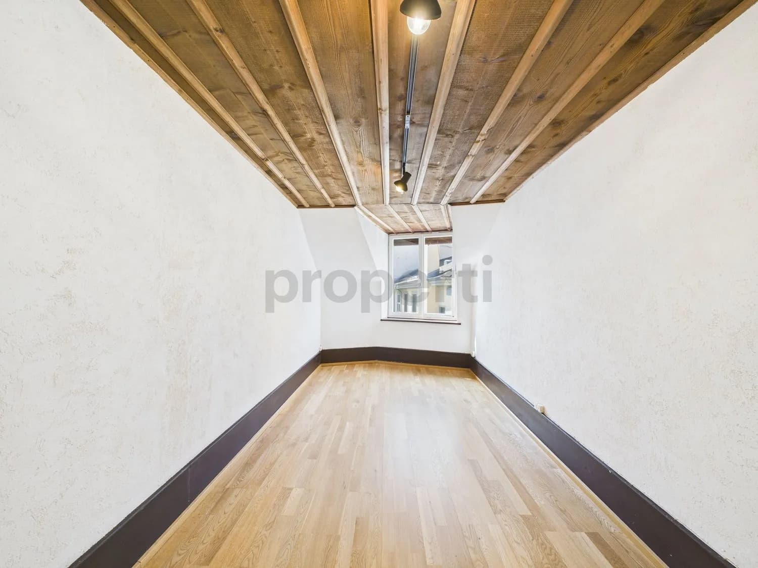 4-Zimmer-Wohnung im historischen Totengässlein  mitten in der Basler Altstadt