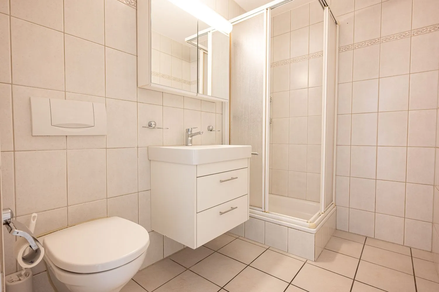 Helle 2.5-Zimmer-Wohnung mit Balkon, zentral in Toffen kaufen