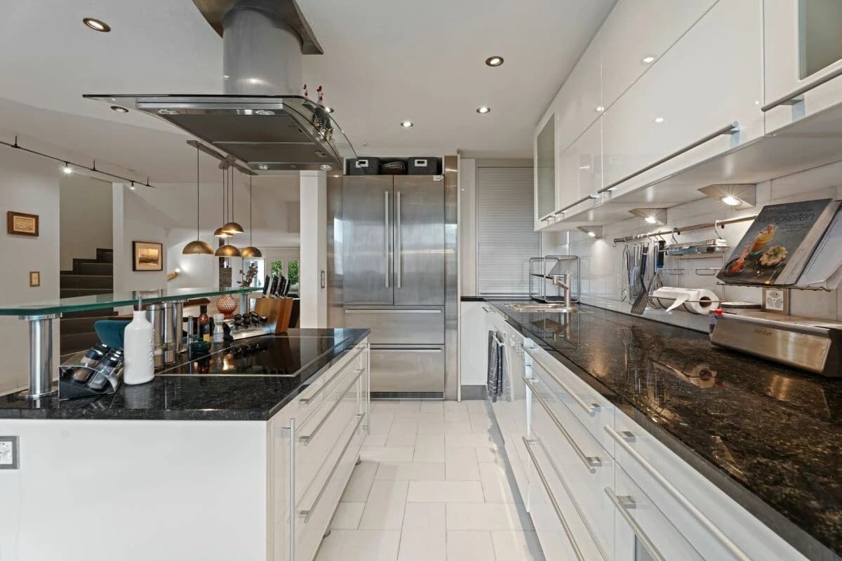 Familienidyll mit Obersee-Blick an ruhiger Lage