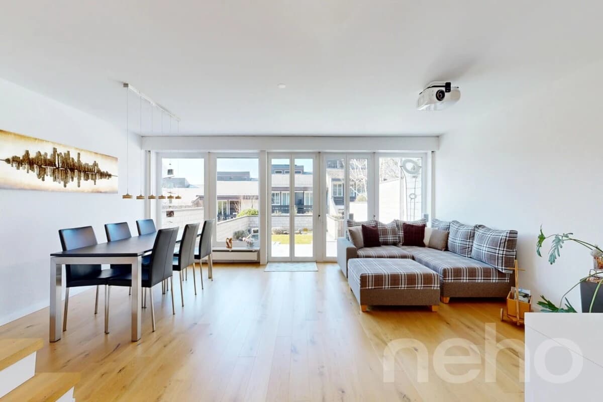 Sonniges Wohnglück: 5.5-Zimmer-Reihenhaus mit traumhaftem Garten