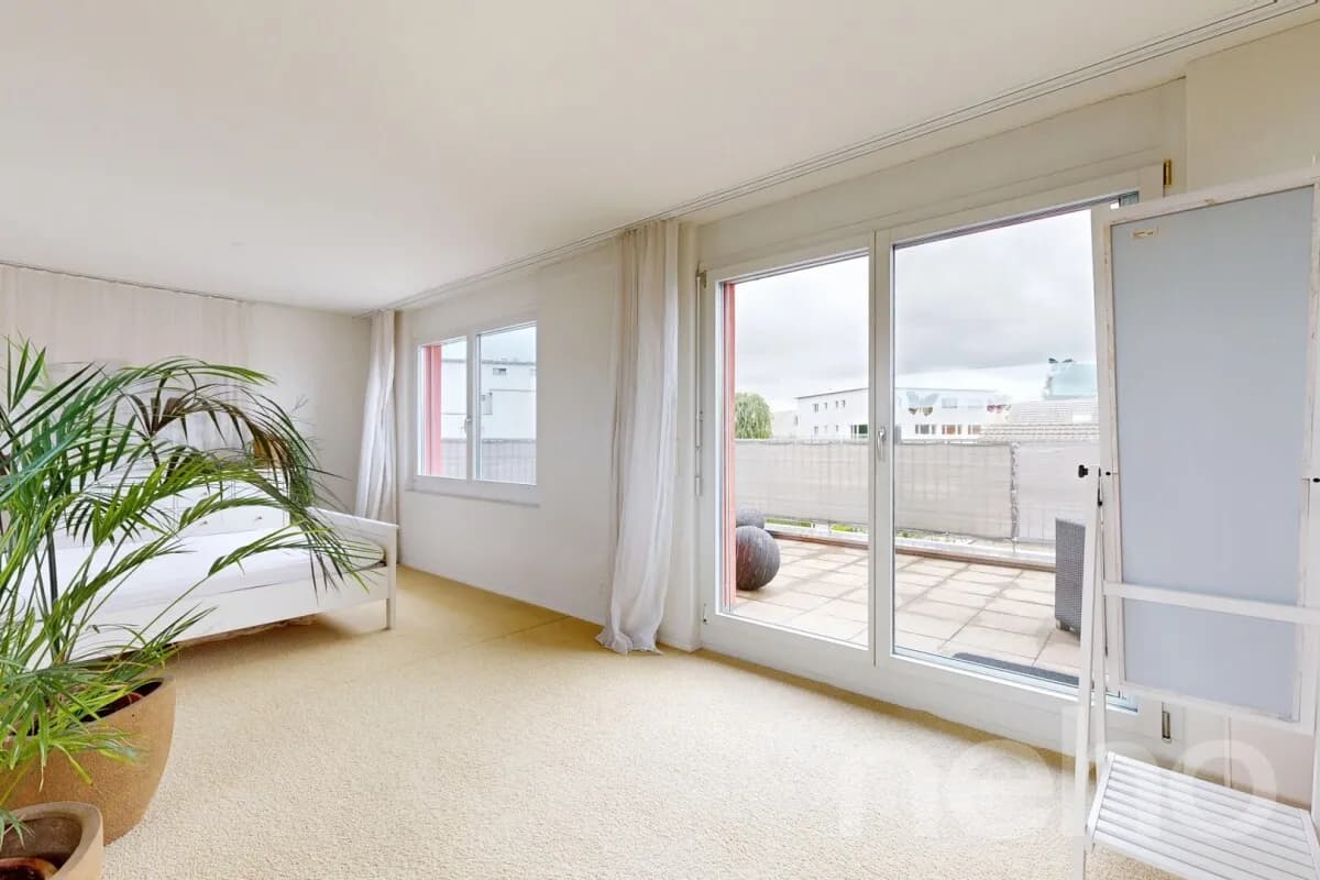 Grosszügiges Einfamilienhaus in ruhigem Wohnquartier